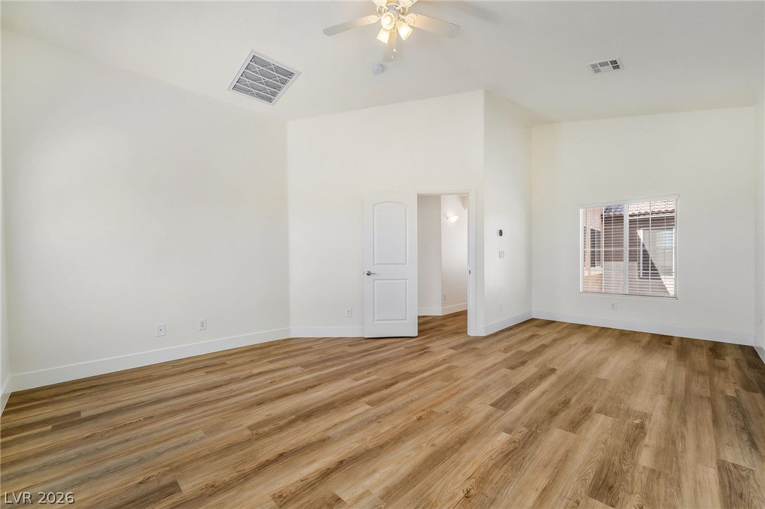 9372 Glendora Valley Street Property Photo 14