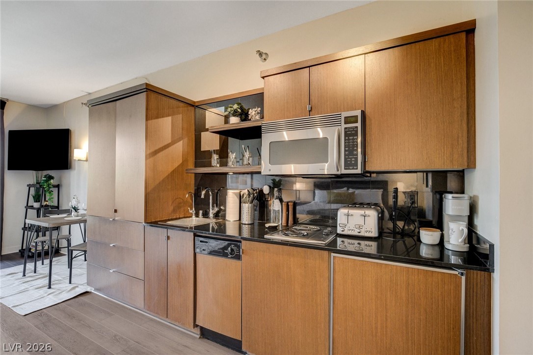 29 Montelago Boulevard 206 Property Photo 14