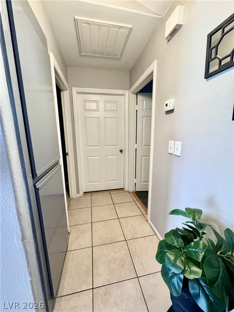 1600 North Torrey Pines Drive 101 Property Photo 10