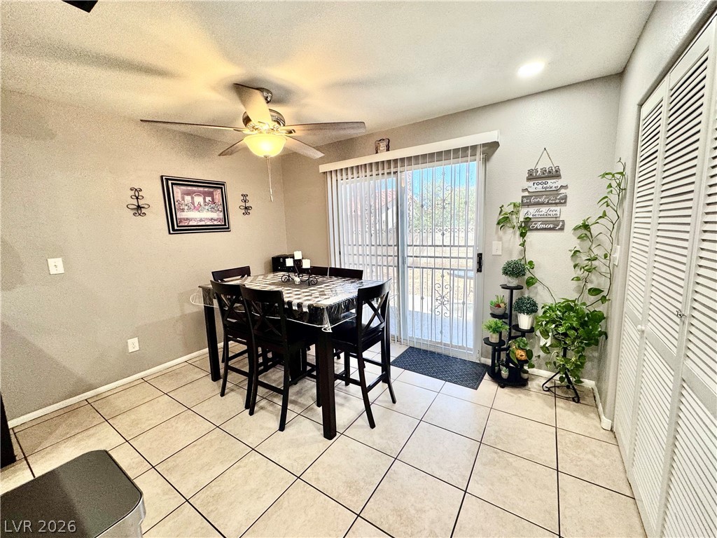 1600 North Torrey Pines Drive 101 Property Photo 11