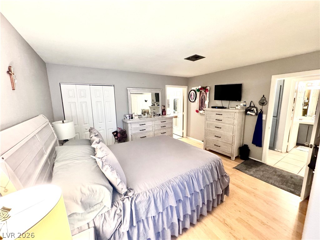 1600 North Torrey Pines Drive 101 Property Photo 14