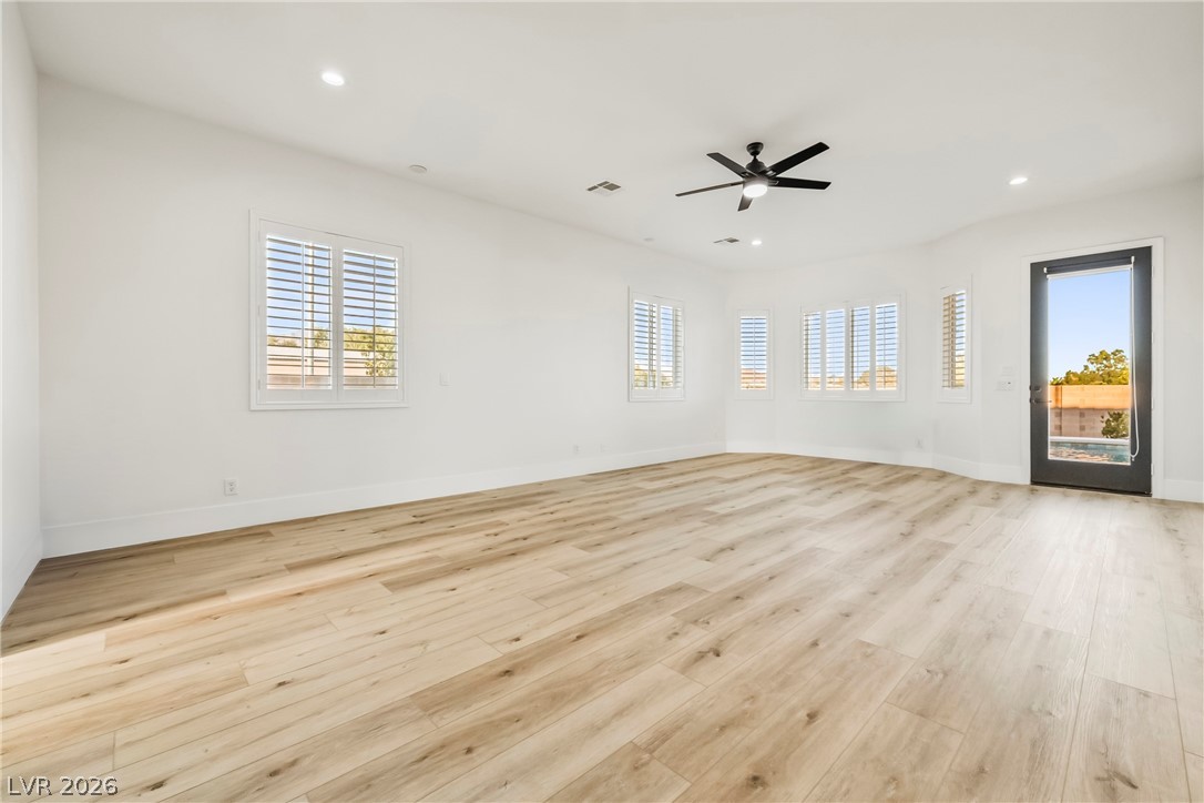 7580 Prancing Pony Court Property Photo 10