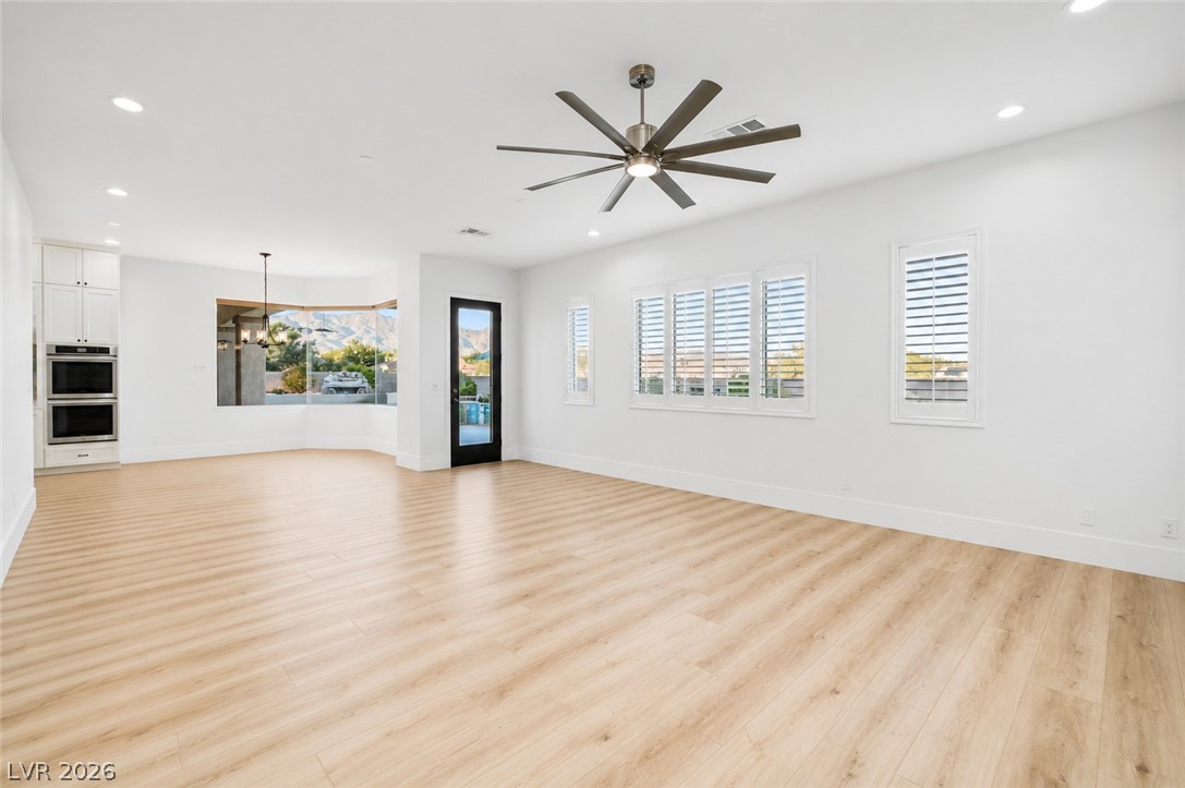 7580 Prancing Pony Court Property Photo 22