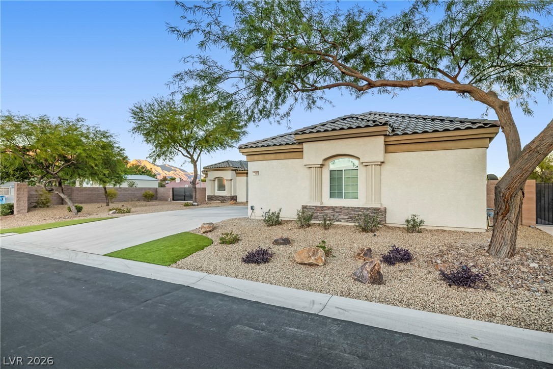 7580 Prancing Pony Court Property Photo 37