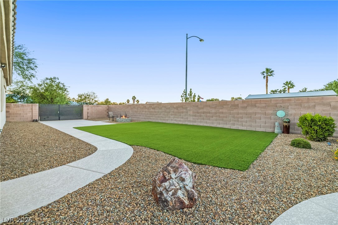 7580 Prancing Pony Court Property Photo 44