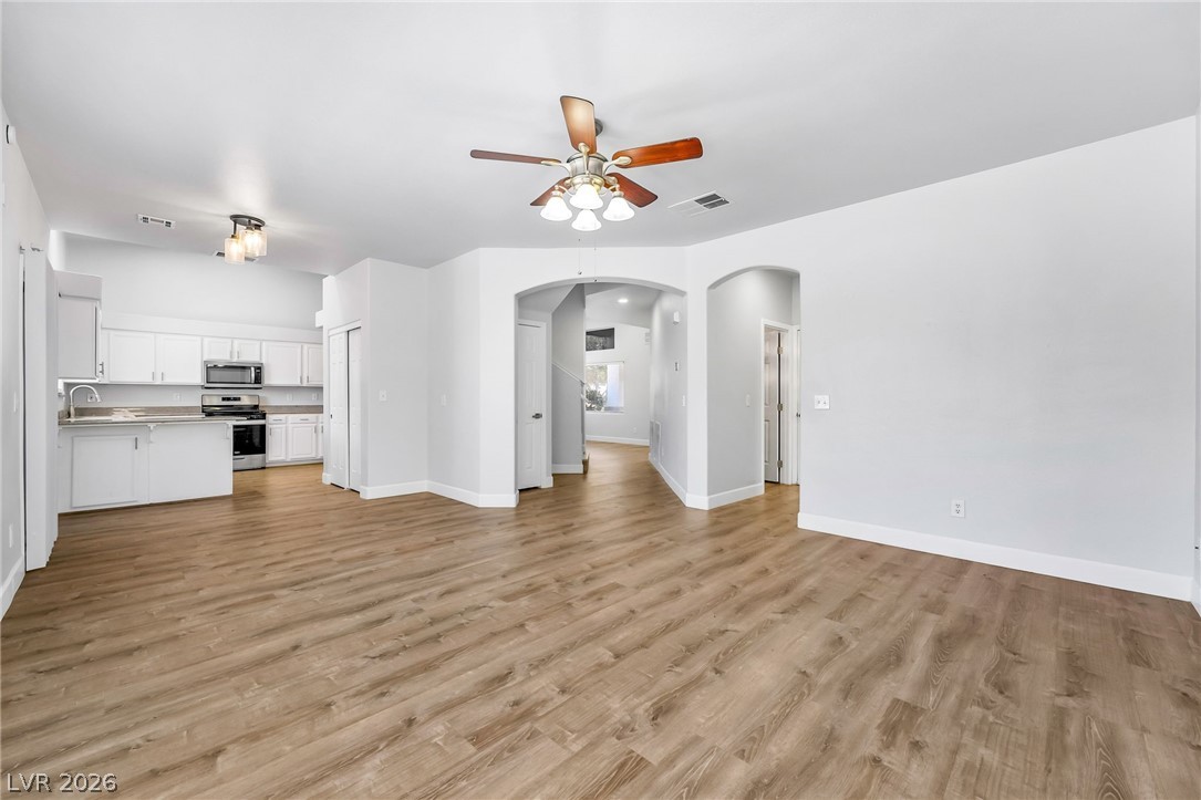 972 Upper Meadows Place Property Photo 11