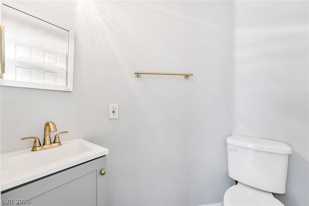 972 Upper Meadows Place Property Photo 32