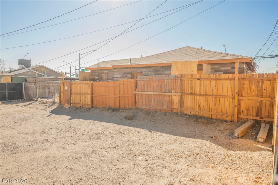 1220 East Ogden Avenue Property Photo 4
