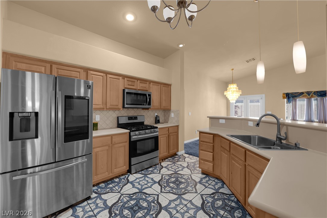 2616 Torch Avenue Property Photo 10
