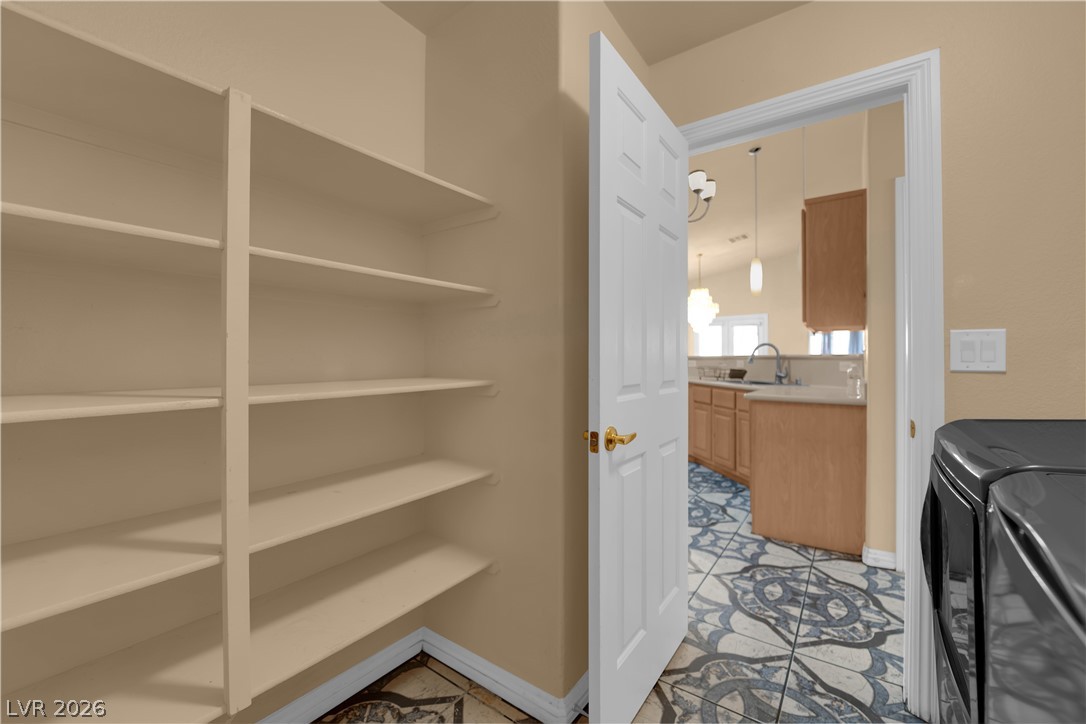 2616 Torch Avenue Property Photo 13