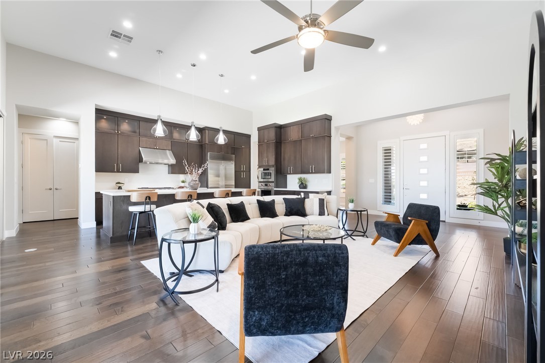 6796 Copper Sunrise Court Property Photo 13