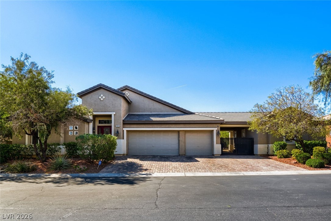3933 Pasilla Avenue Property Photo