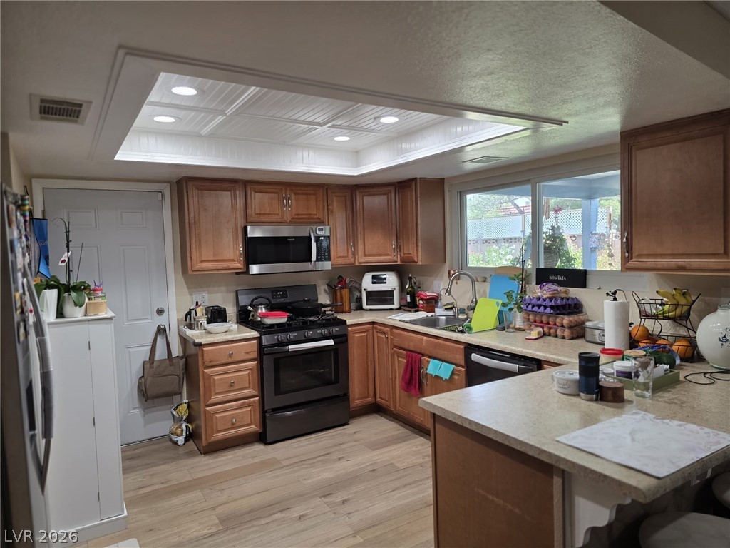 7000 Carrondale Way Property Photo 8