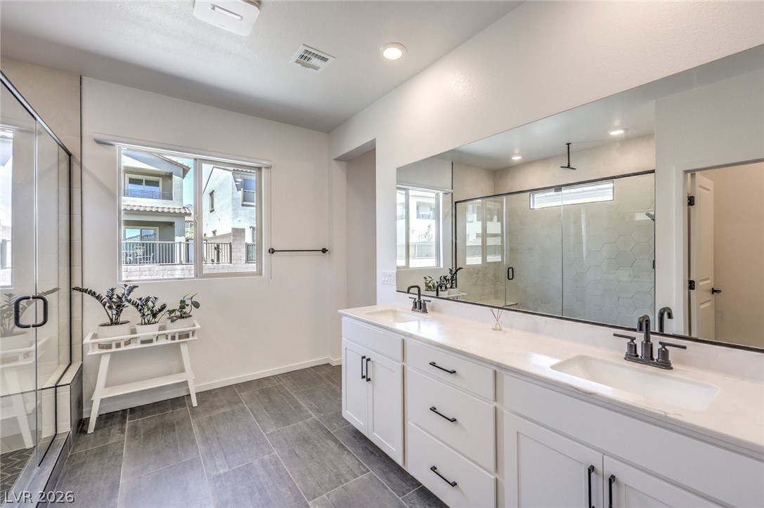 175 Medianoche Street Property Photo 10