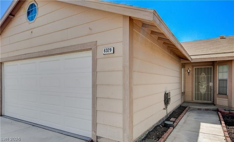 6329 Copperfield Avenue Property Photo 4