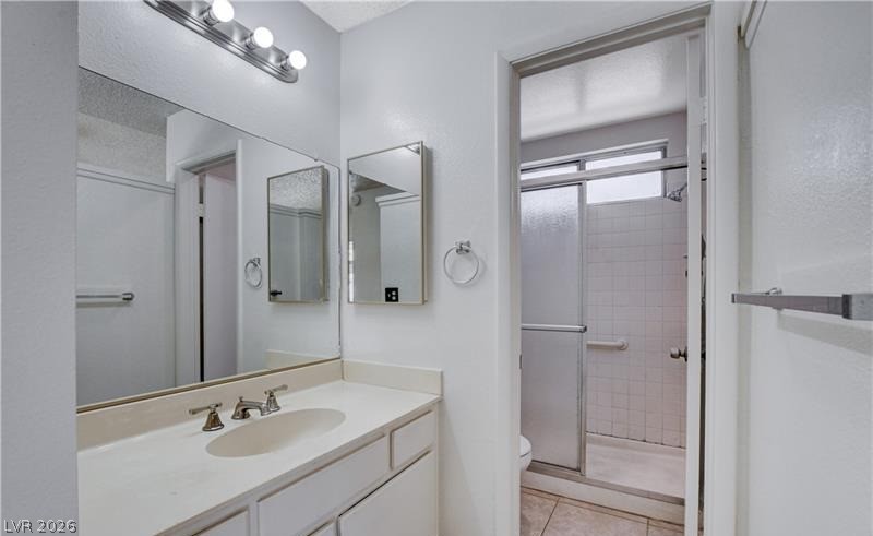 6329 Copperfield Avenue Property Photo 27