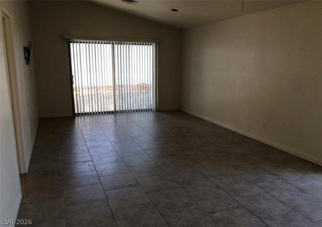 3948 Applecrest Street Property Photo 9