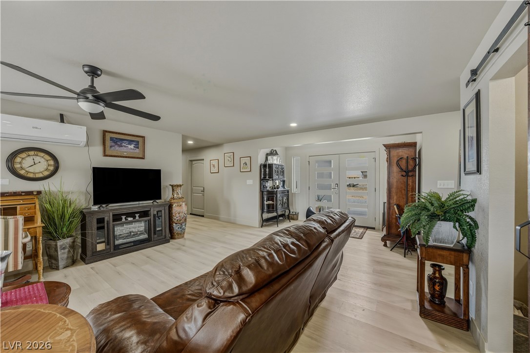 921 West Leffner Drive Property Photo 15