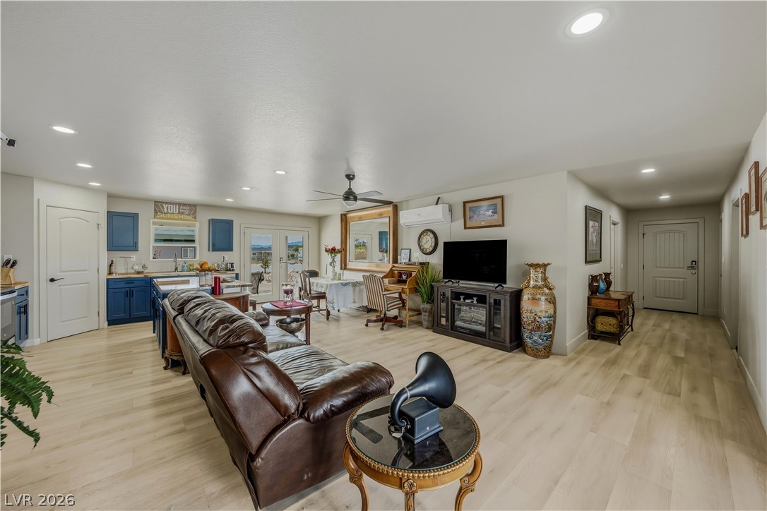 921 West Leffner Drive Property Photo 16