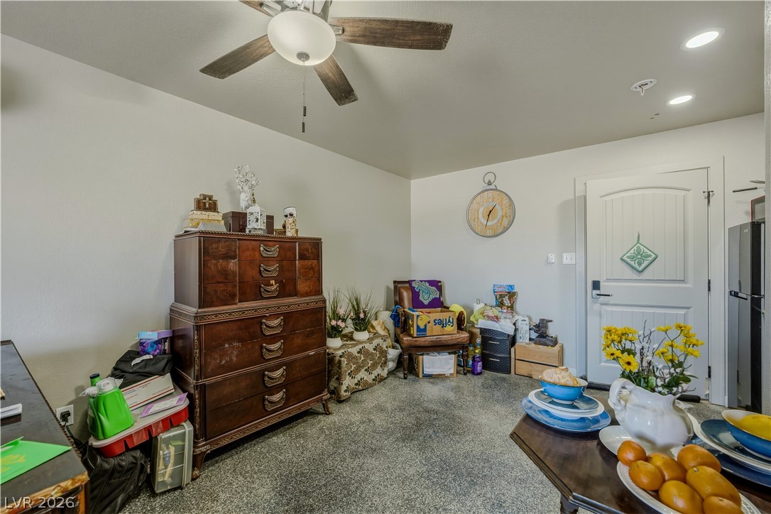 921 West Leffner Drive Property Photo 33