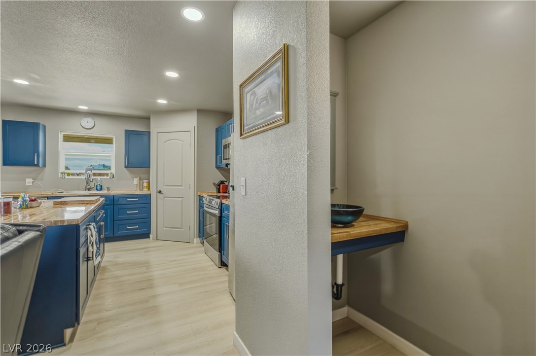 951 West Leffner Drive Property Photo 11