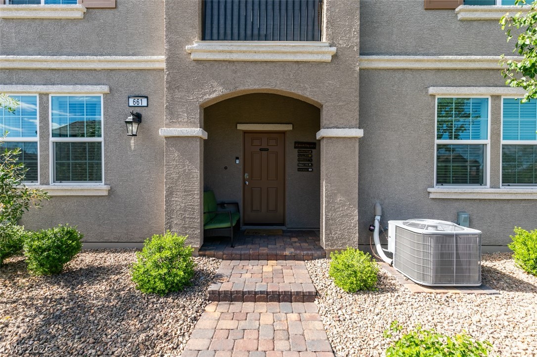 661 Bellus Place Property Photo 1
