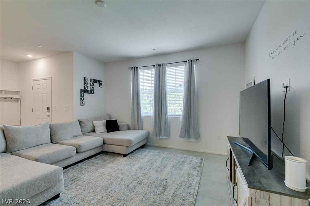 661 Bellus Place Property Photo 10