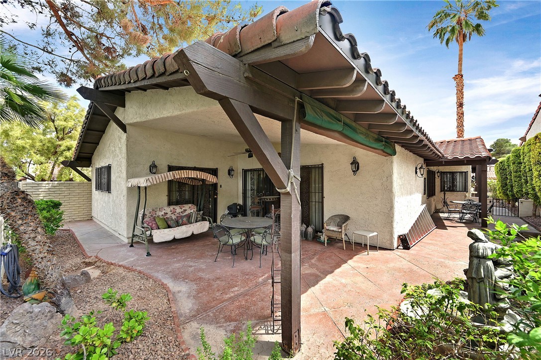 3016 Calle De Laredo Property Photo 17