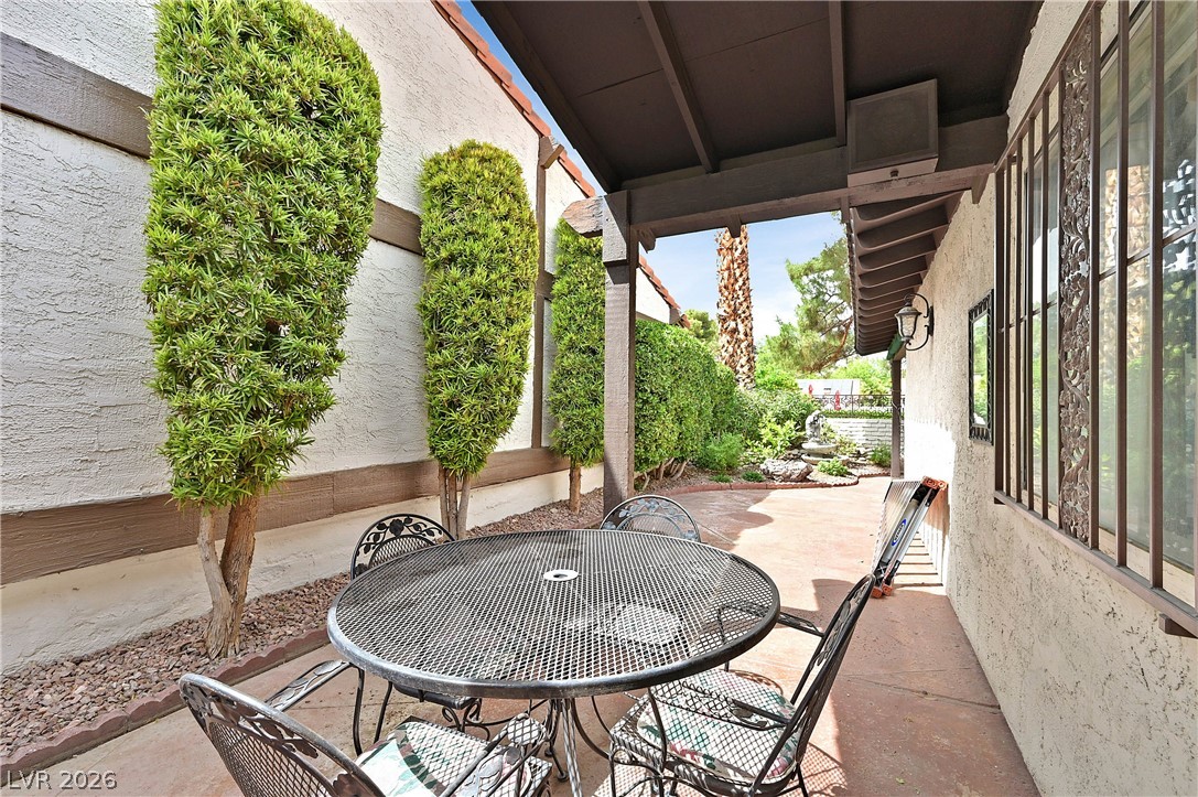 3016 Calle De Laredo Property Photo 19