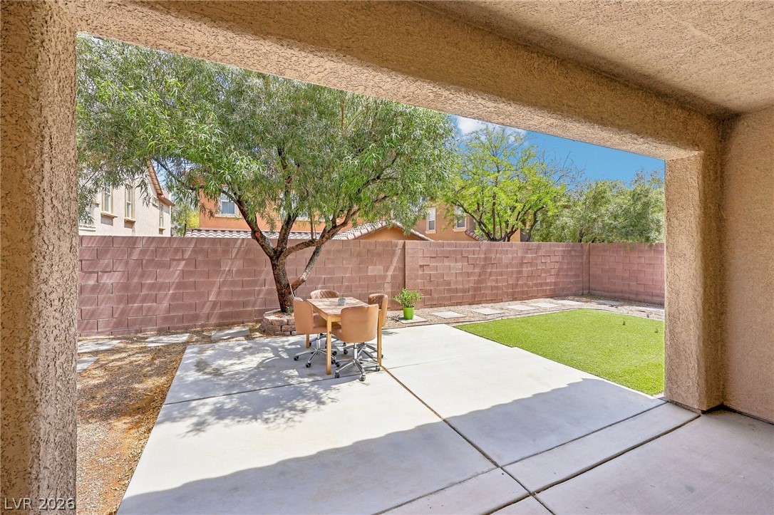 10046 Dancing Lasso Court Property Photo 28
