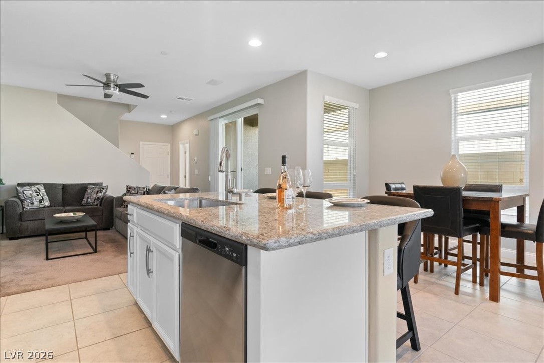 40 Kimberlite Drive Property Photo 8