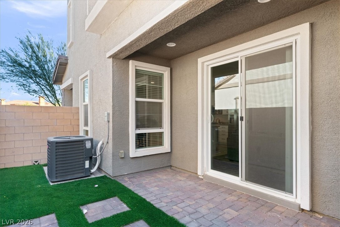 40 Kimberlite Drive Property Photo 21