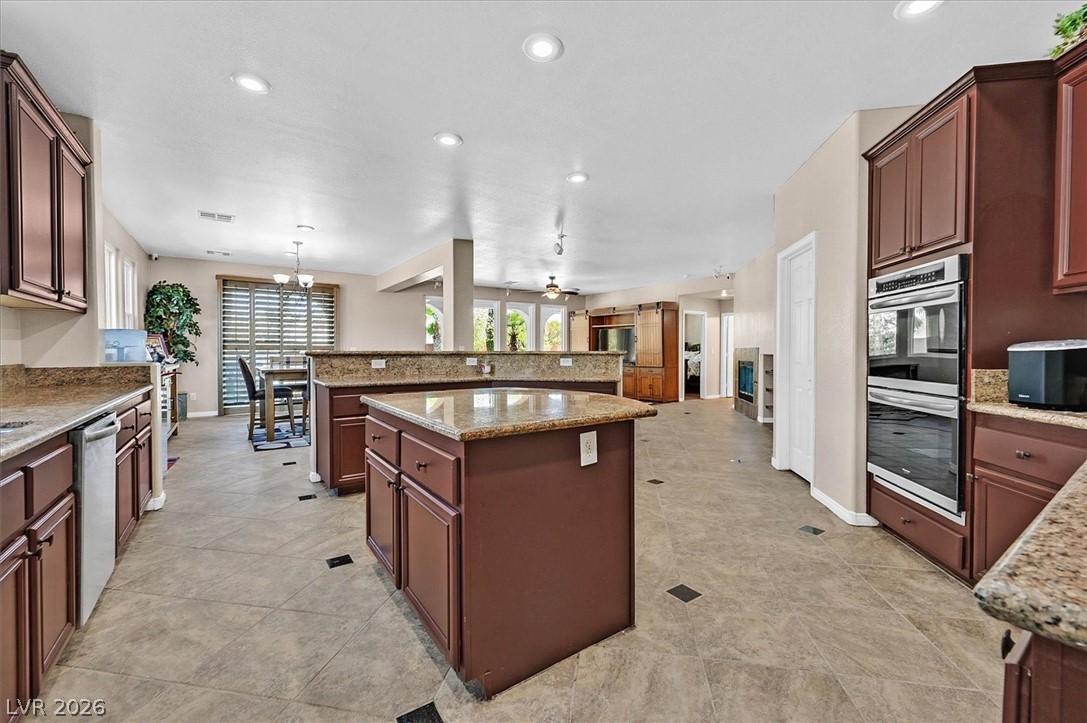 4200 Scott Peak Court Property Photo 7