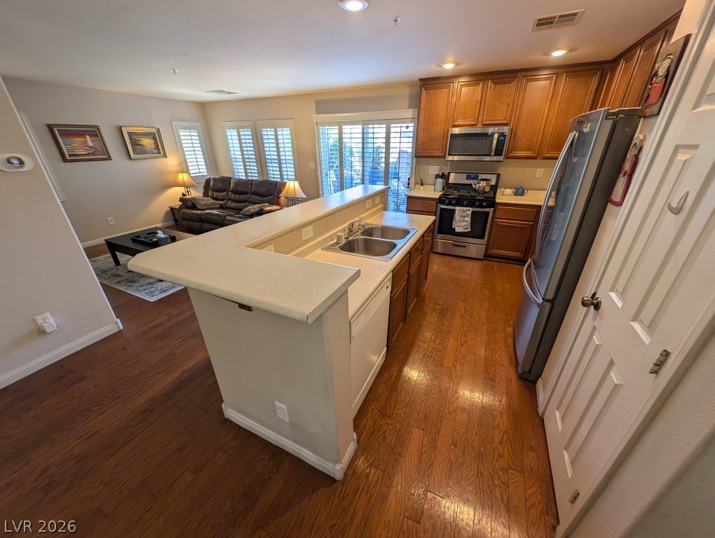 1135 Paradise Garden Drive Property Photo 6
