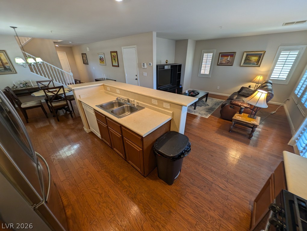 1135 Paradise Garden Drive Property Photo 8