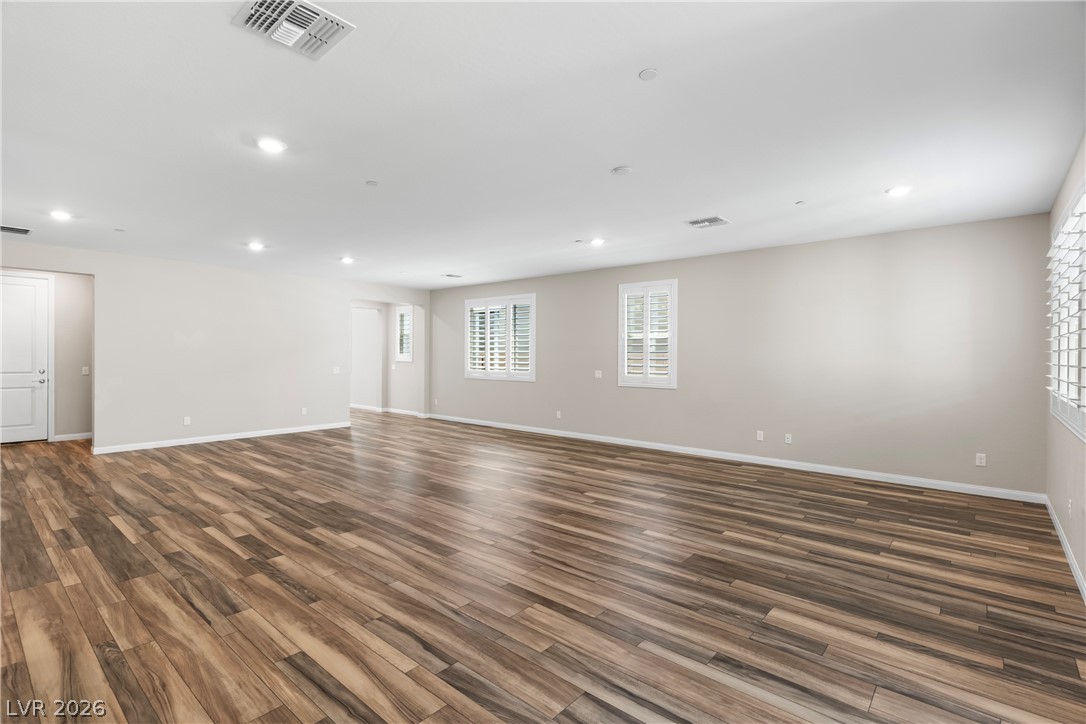 361 Coastal Redwood Street Property Photo 10