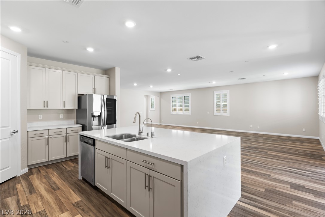 361 Coastal Redwood Street Property Photo 13