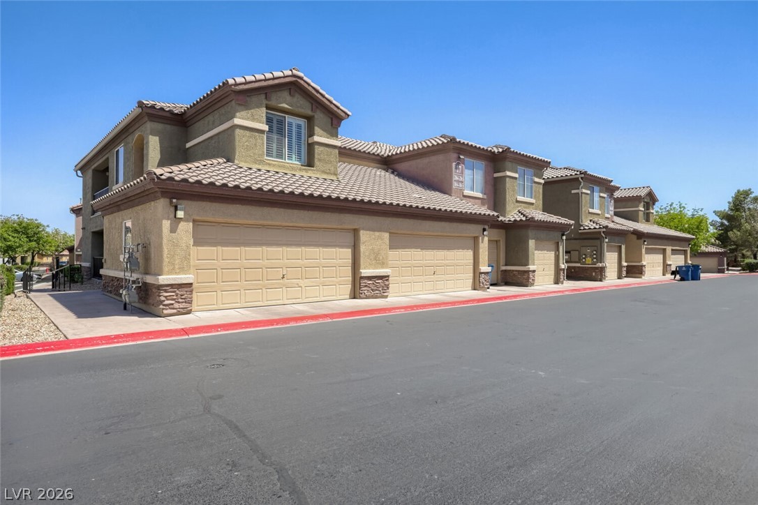 6868 Sky Pointe Drive 2064 Property Photo 1