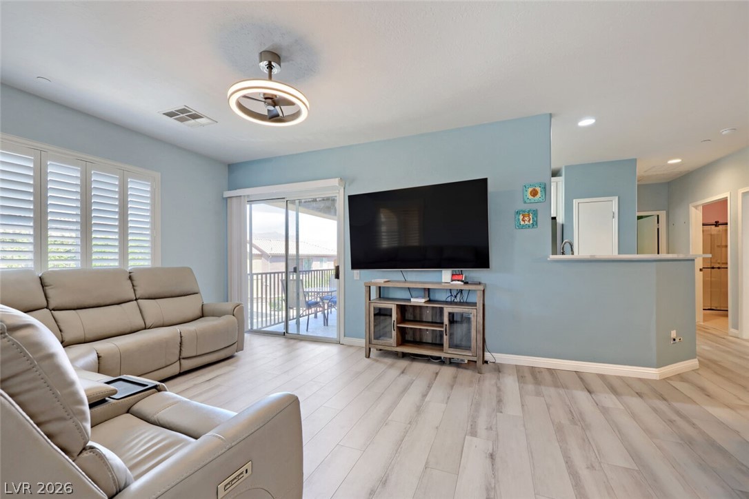 6868 Sky Pointe Drive 2064 Property Photo 12