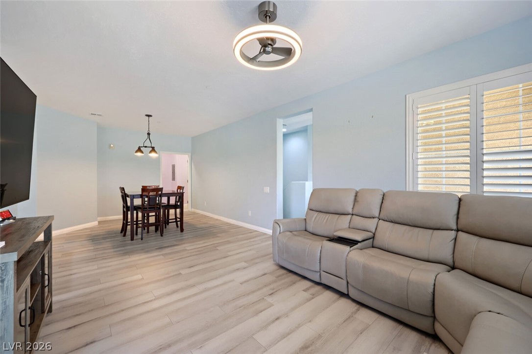 6868 Sky Pointe Drive 2064 Property Photo 13