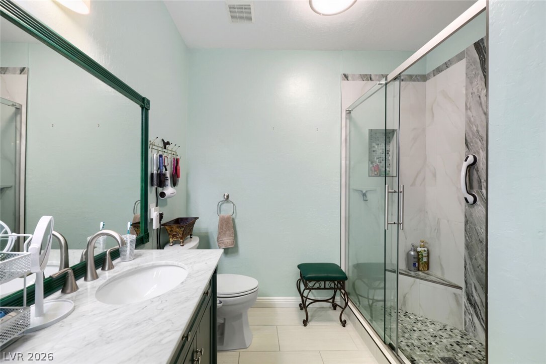 6868 Sky Pointe Drive 2064 Property Photo 32