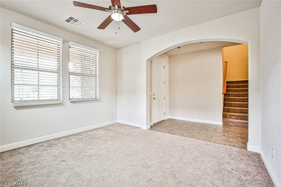 174 White Mule Avenue Property Photo 8