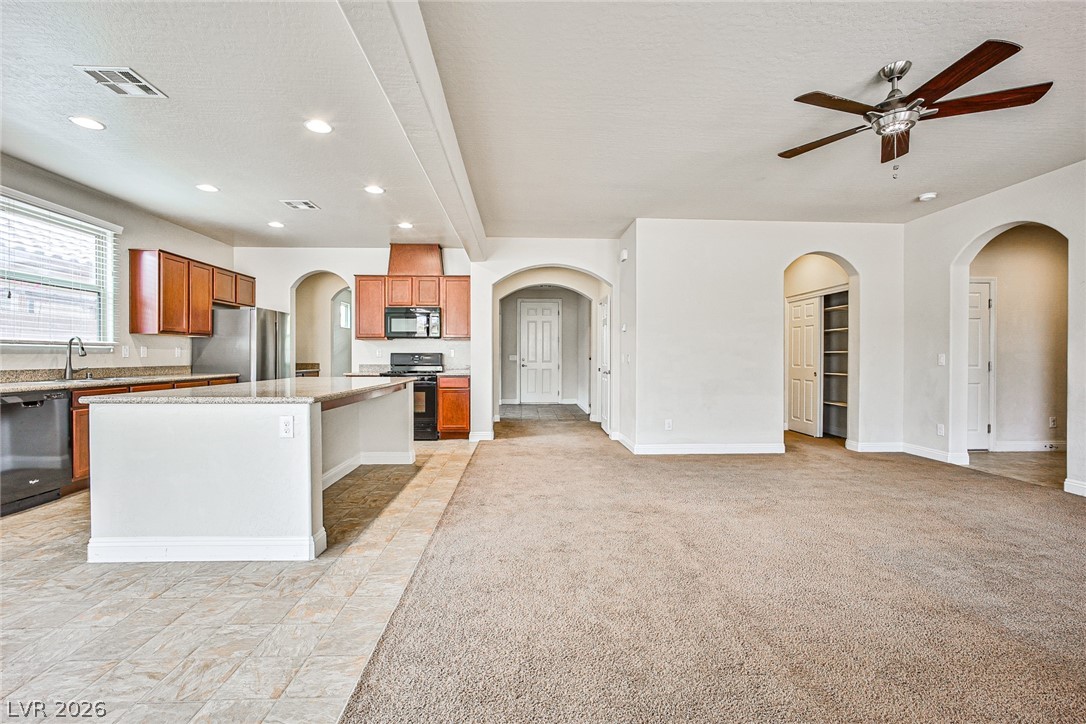 174 White Mule Avenue Property Photo 12