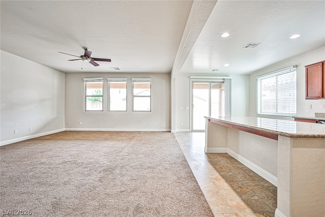 174 White Mule Avenue Property Photo 15