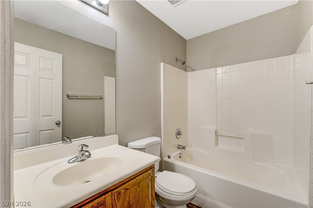535 Albacate Street Property Photo 26