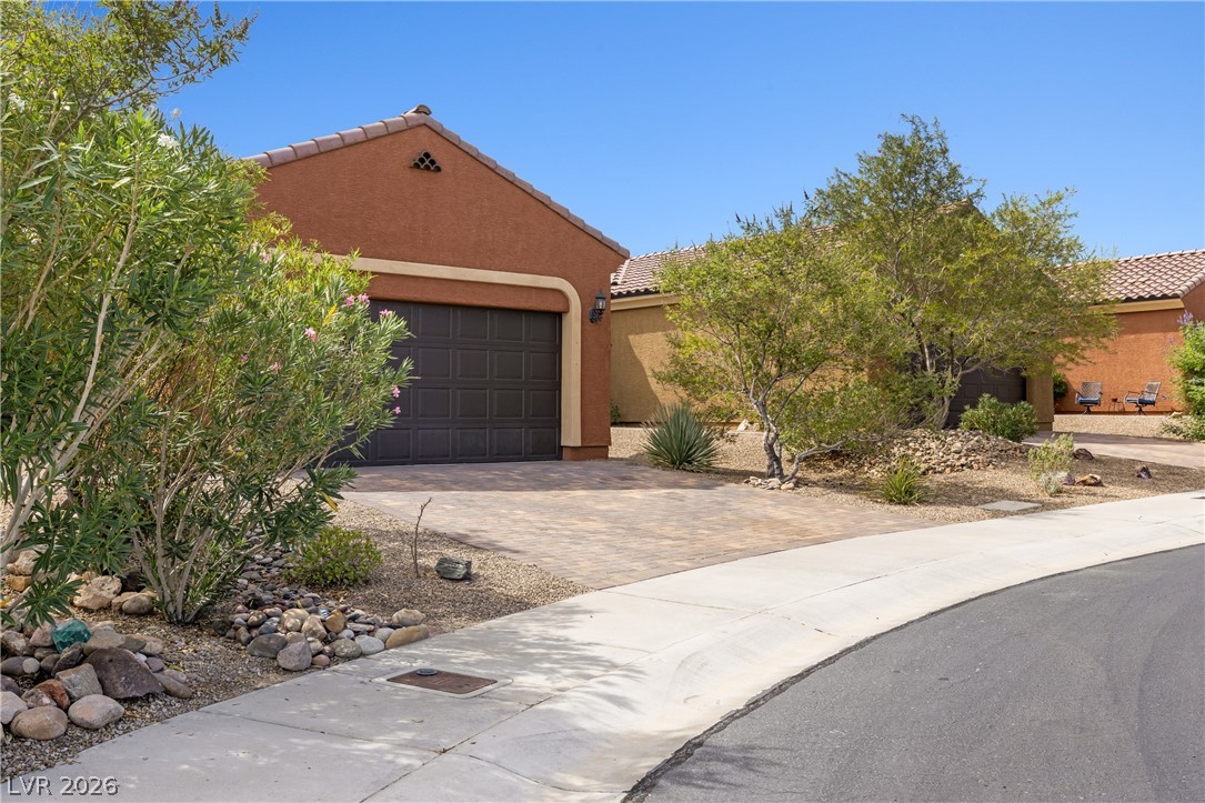 1434 Moonrise Court Property Photo 6