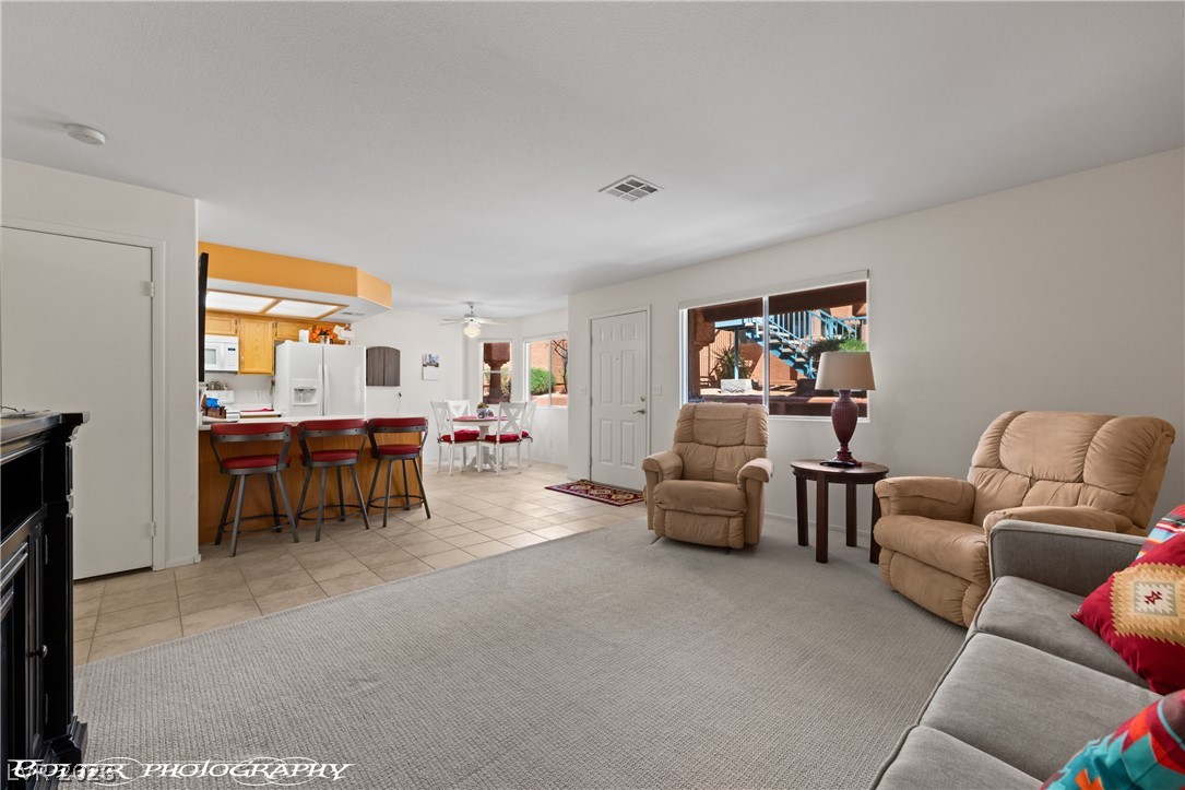 957 Mesquite Springs Drive 102 Property Photo 4