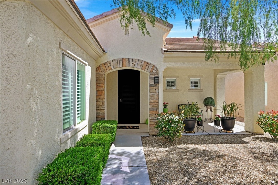 2228 Waterton Rivers Drive Property Photo 3