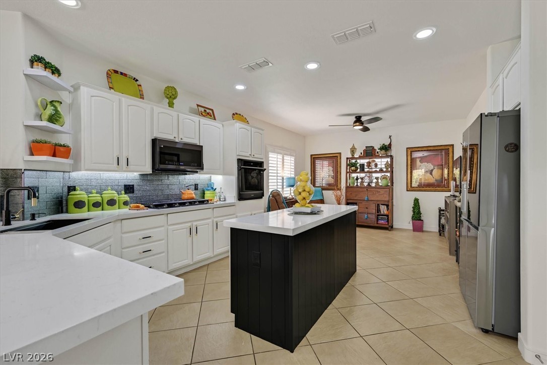 2228 Waterton Rivers Drive Property Photo 10