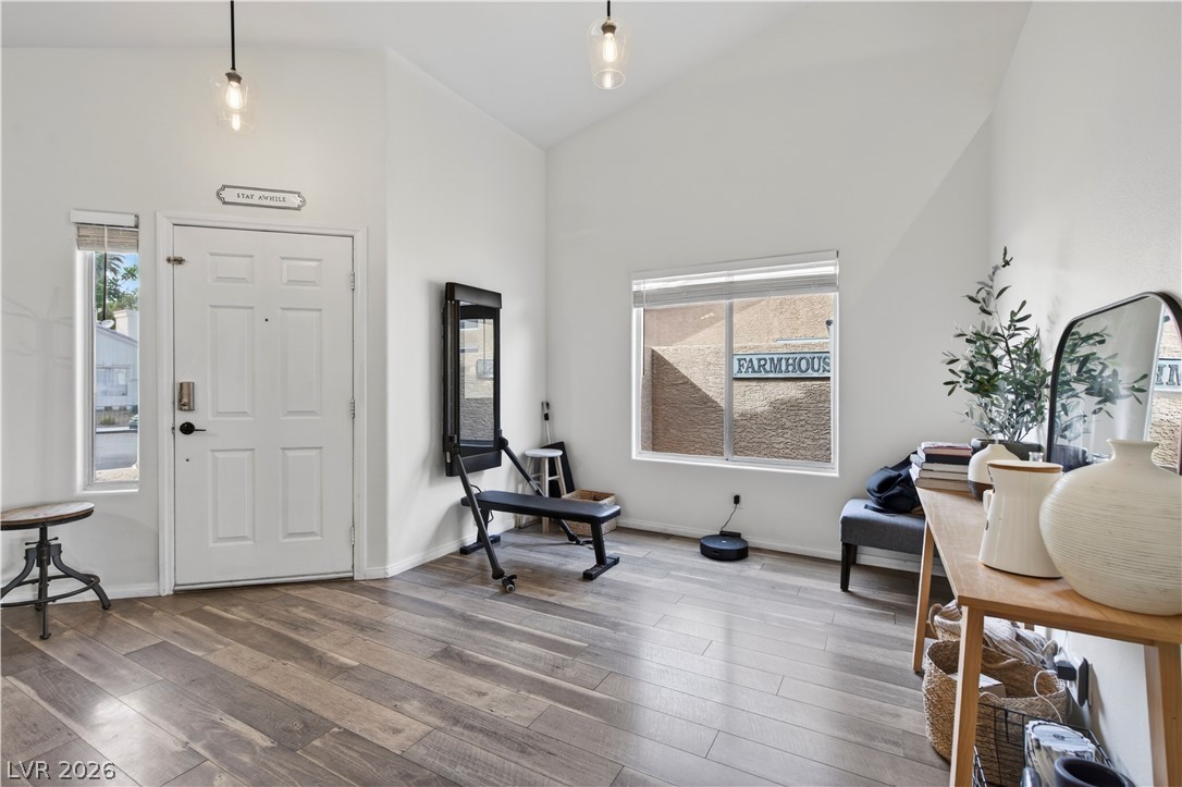 7236 Tealwood Street Property Photo 4